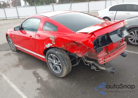 2014 Ford Mustang V6 Premium z USA, uszkodzony, nr VIN 1ZVBP8AM3E5229722